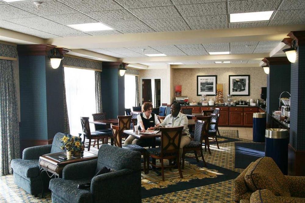 Hampton Inn Laporte La Porte Restoran foto