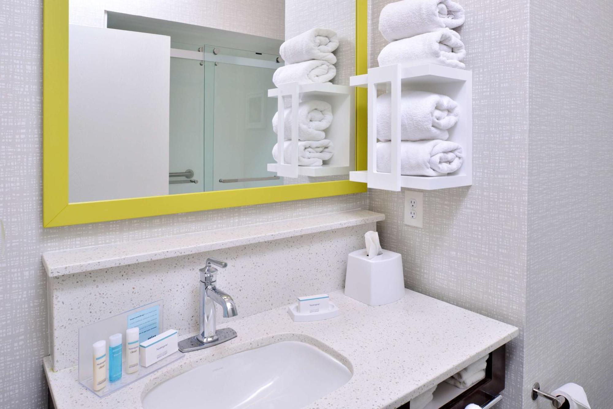 Hampton Inn Laporte La Porte Bagian luar foto